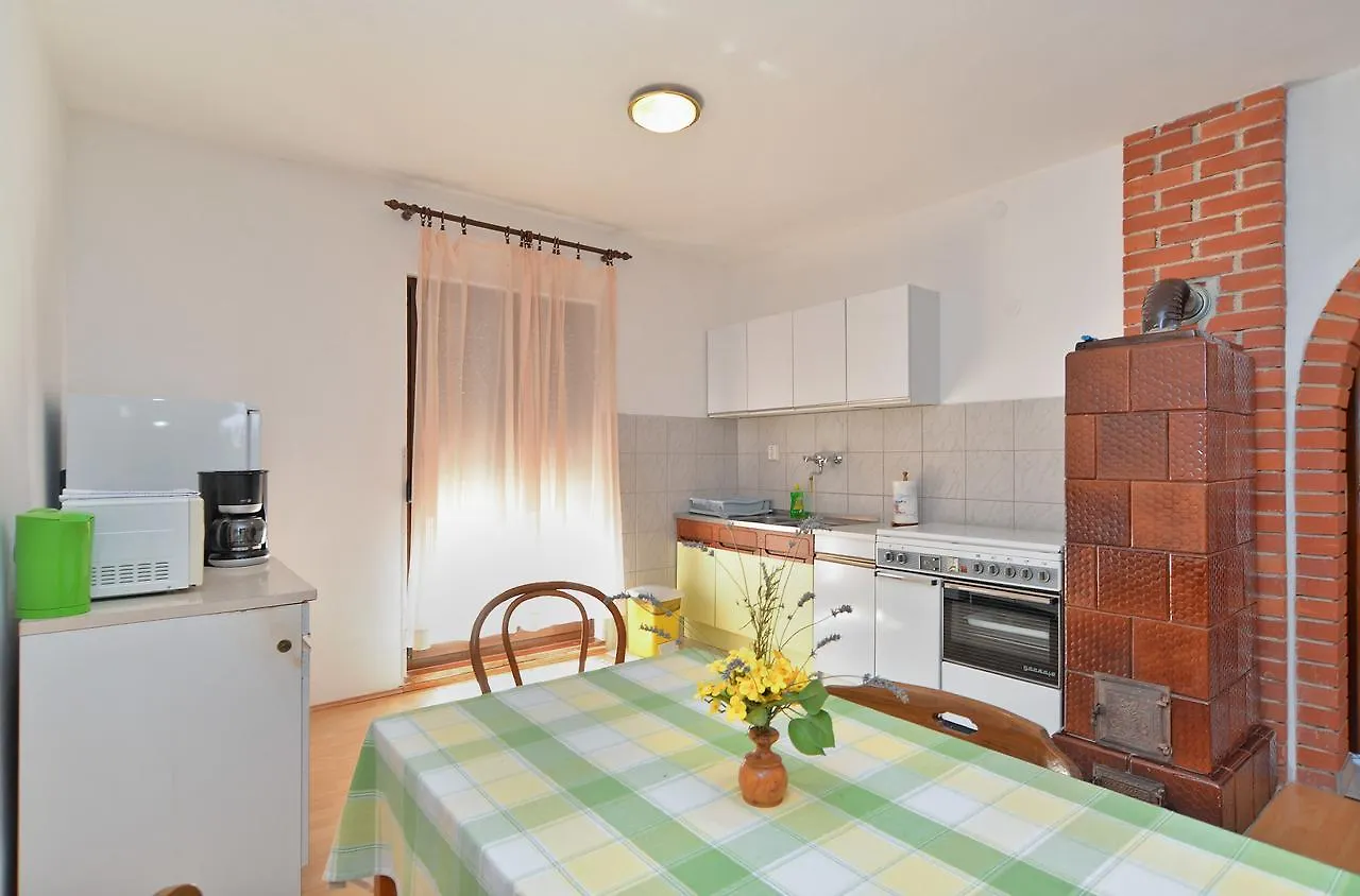 Apartment Ana 1725 Pola
