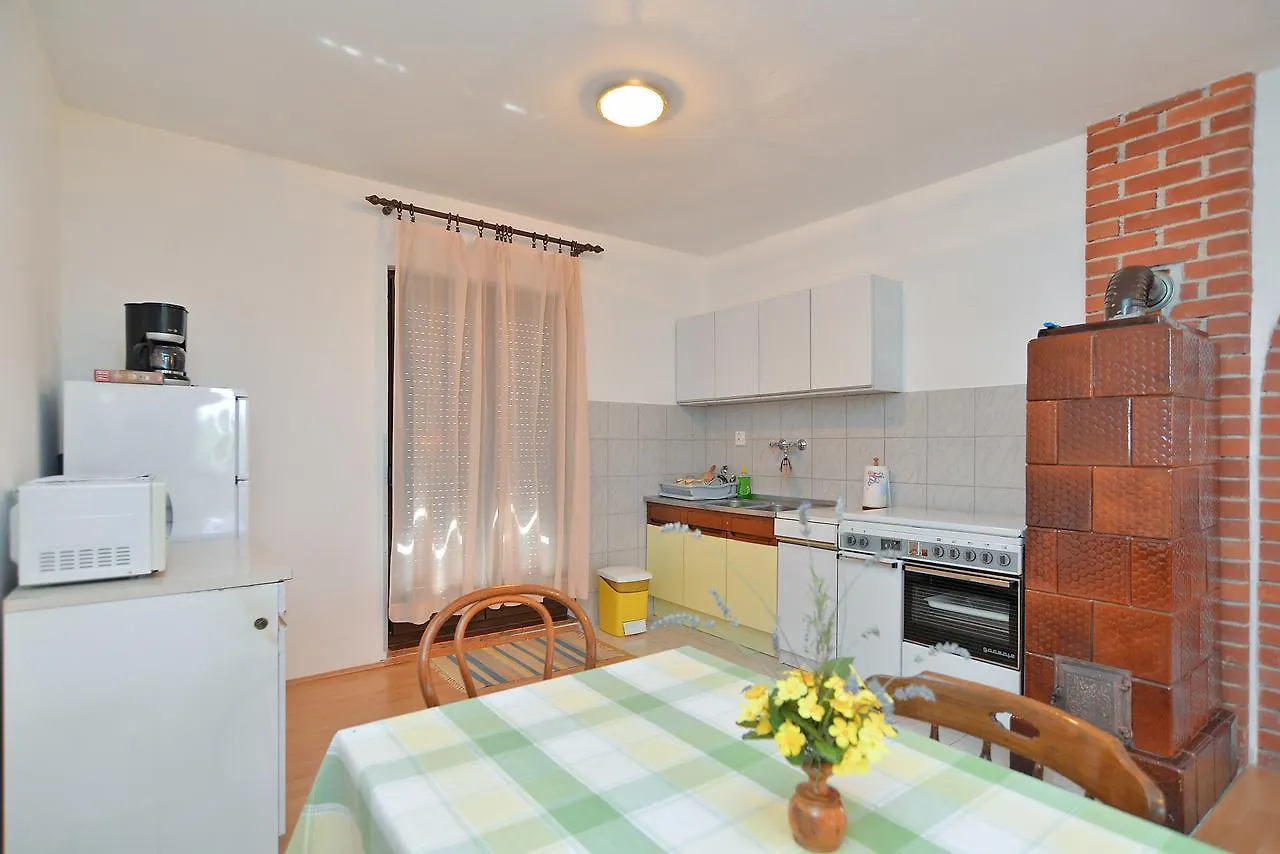 Apartment Ana 1725 Pola